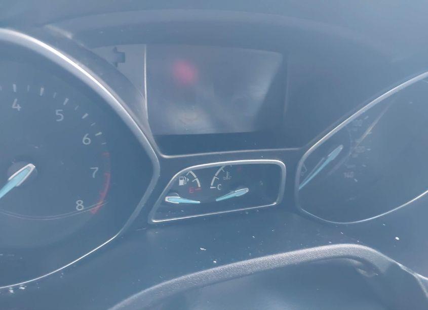 Photo 14 of 2018 Ford Focus SE (VIN 1FADP3F26JL237184)