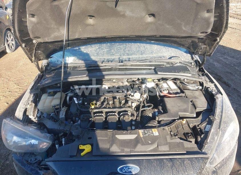 Photo 10 of 2018 Ford Focus SE (VIN 1FADP3F26JL284182)