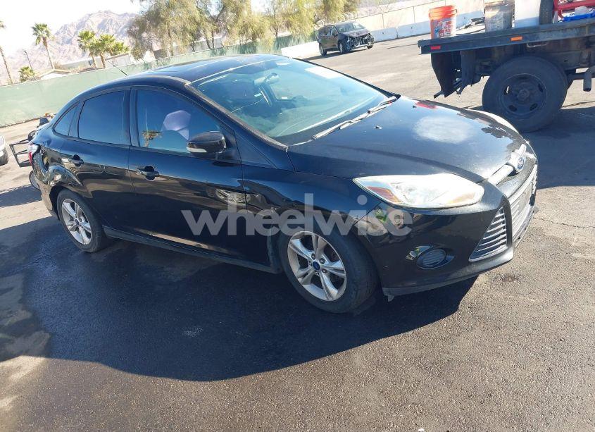 2013 Ford Focus SE (VIN 1FADP3F27DL107404) main photo