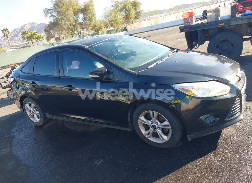 Photo 12 of 2013 Ford Focus SE (VIN 1FADP3F27DL107404)