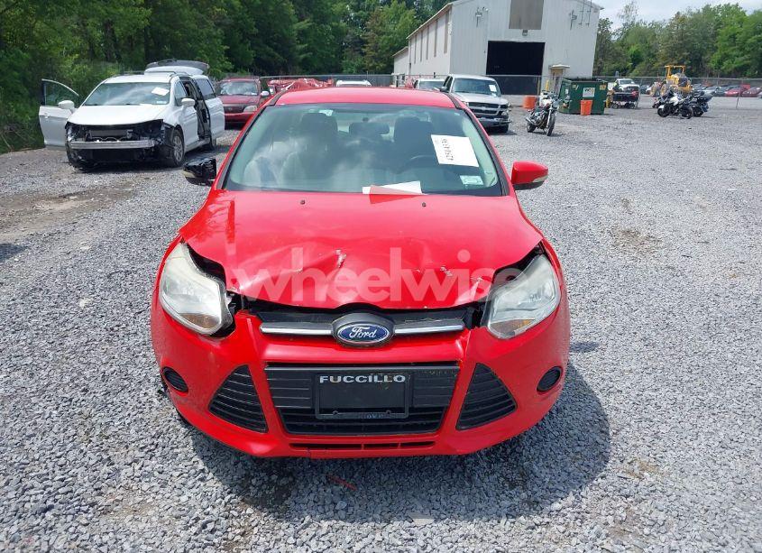 Photo 6 of 2013 Ford Focus SE (VIN 1FADP3F27DL111050)