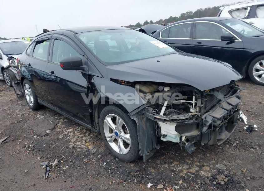 Photo 13 of 2013 Ford Focus SE (VIN 1FADP3F27DL129273)