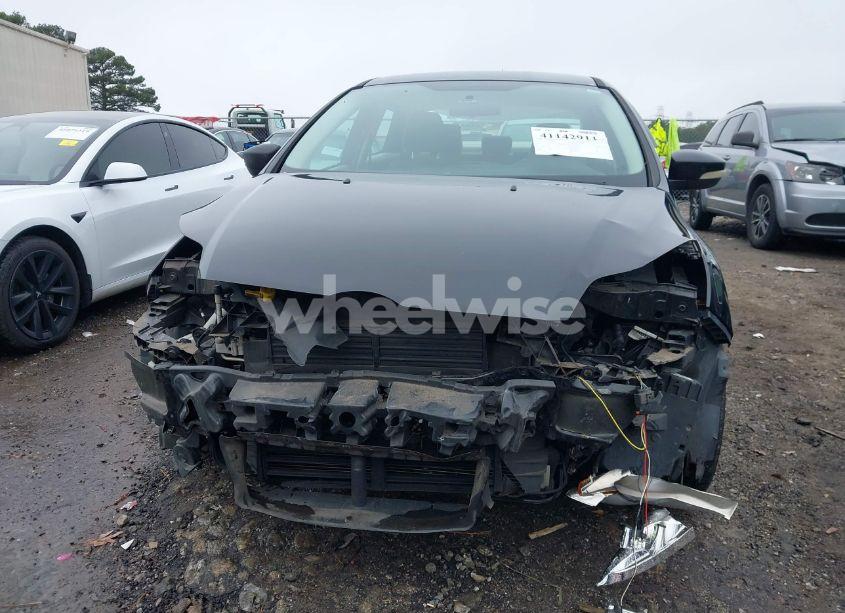 Photo 6 of 2013 Ford Focus SE (VIN 1FADP3F27DL129273)