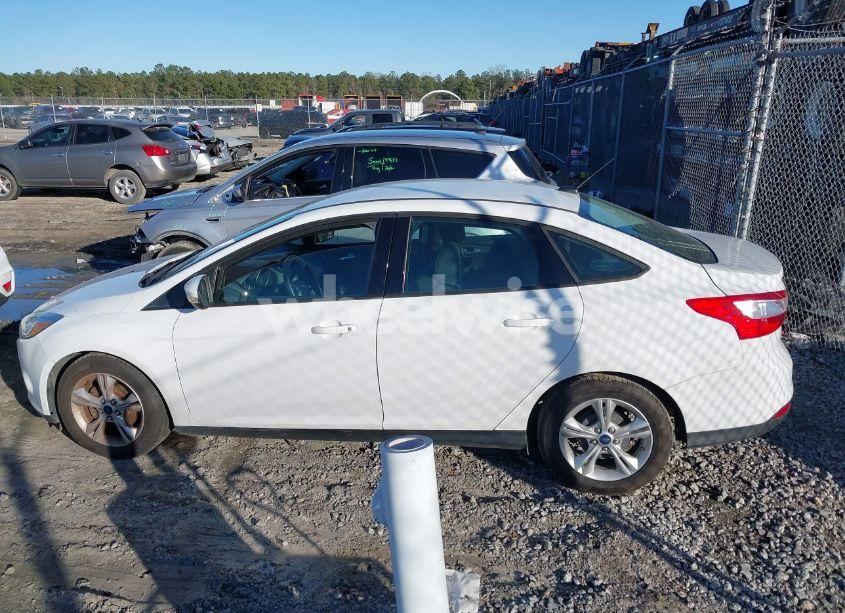 Photo 14 of 2013 Ford Focus SE (VIN 1FADP3F27DL159342)