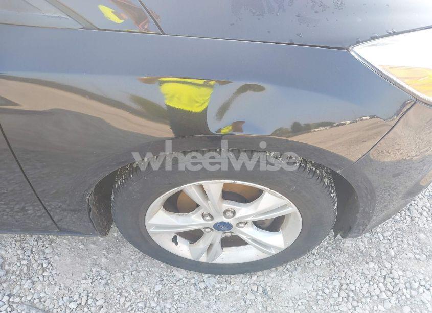 Photo 6 of 2013 Ford Focus SE (VIN 1FADP3F27DL176013)