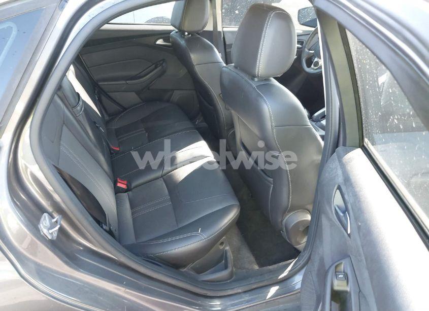 Photo 8 of 2013 Ford Focus SE (VIN 1FADP3F27DL181485)