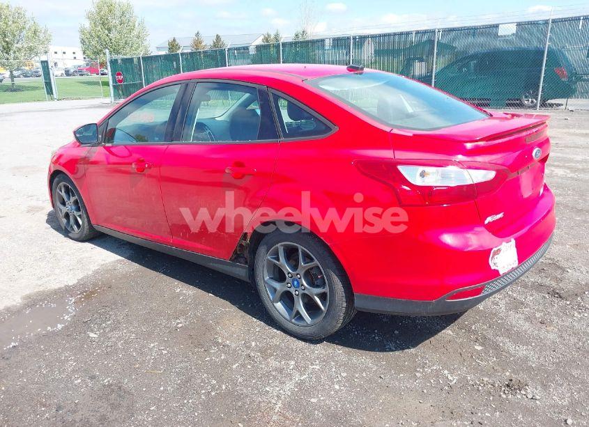 Photo 3 of 2013 Ford Focus SE (VIN 1FADP3F27DL227588)