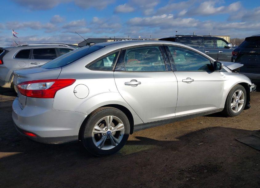 Photo 14 of 2013 Ford Focus SE (VIN 1FADP3F27DL306713)