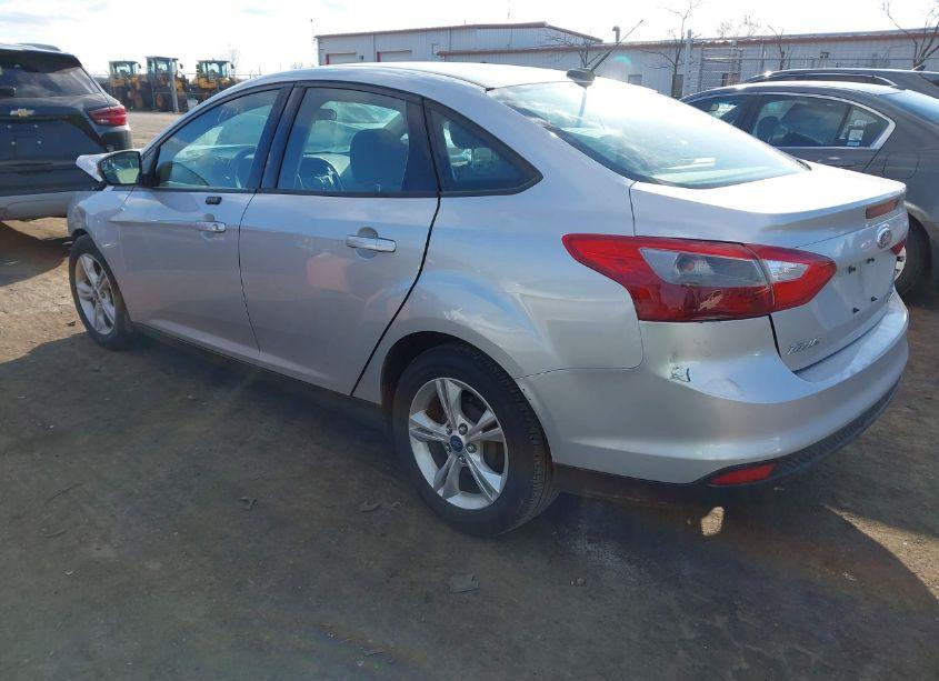 Photo 3 of 2013 Ford Focus SE (VIN 1FADP3F27DL306713)