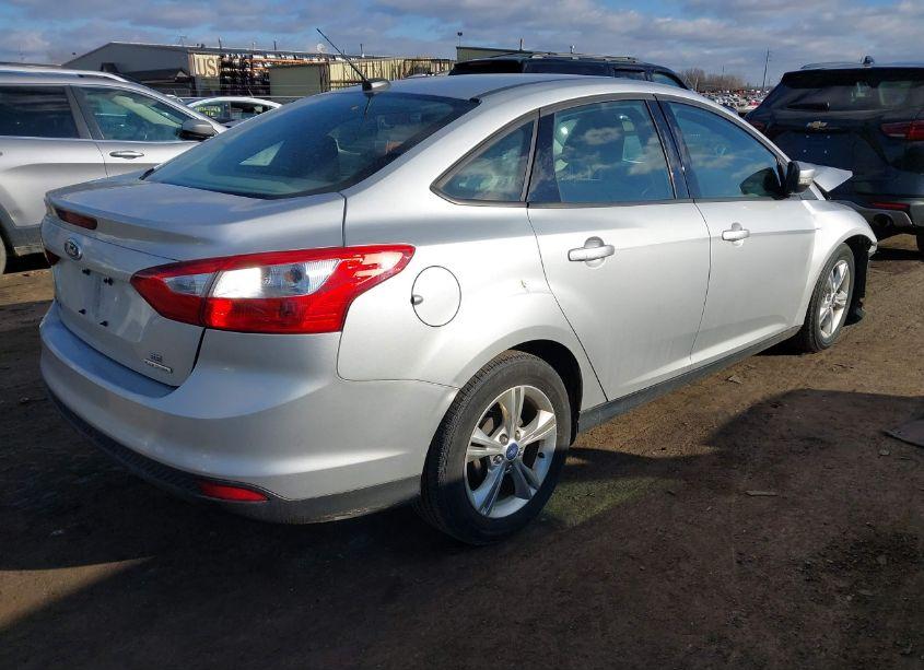 Photo 4 of 2013 Ford Focus SE (VIN 1FADP3F27DL306713)