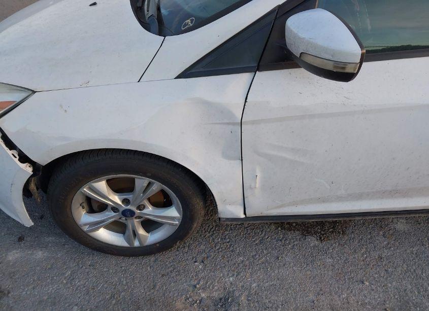 Photo 13 of 2013 Ford Focus SE (VIN 1FADP3F27DL312673)