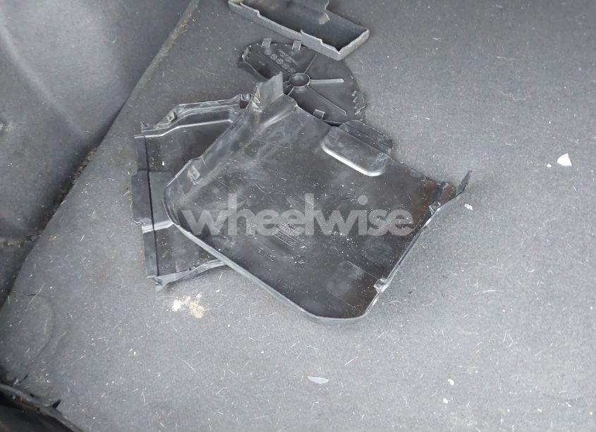 Photo 12 of 2013 Ford Focus SE (VIN 1FADP3F27DL320370)