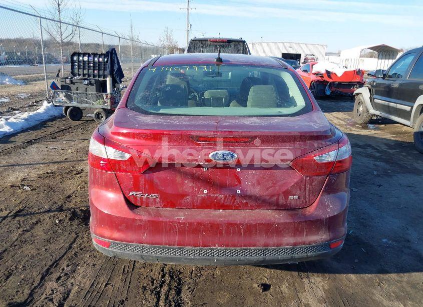 Photo 16 of 2013 Ford Focus SE (VIN 1FADP3F27DL327111)
