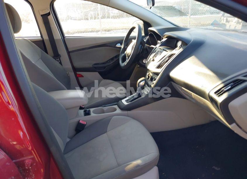 Photo 5 of 2013 Ford Focus SE (VIN 1FADP3F27DL327111)