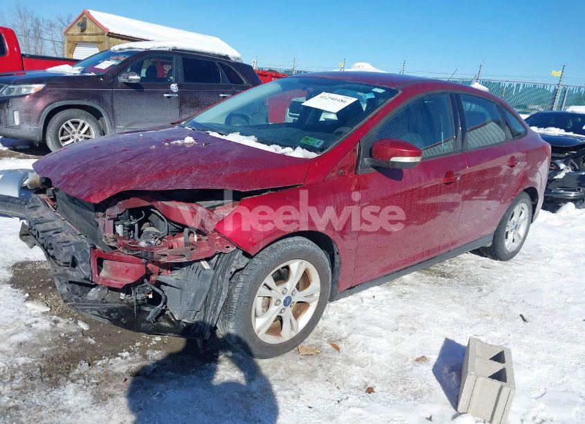 Photo 2 of 2013 Ford Focus SE (VIN 1FADP3F27DL331529)