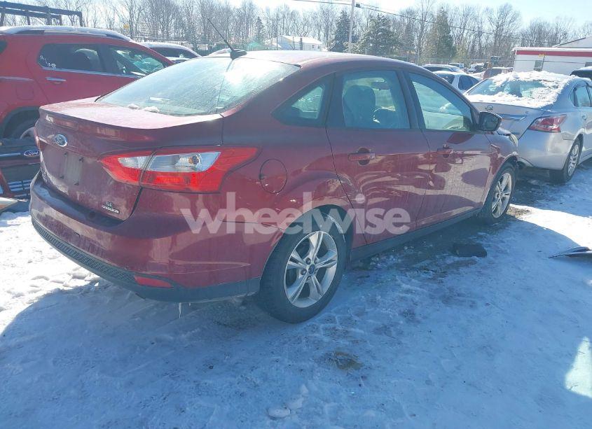Photo 4 of 2013 Ford Focus SE (VIN 1FADP3F27DL331529)