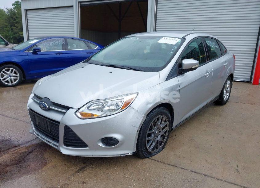 Photo 6 of 2013 Ford Focus SE (VIN 1FADP3F27DL332048)