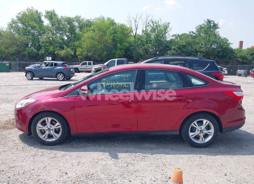 Photo 14 of 2013 Ford Focus SE (VIN 1FADP3F27DL350923)