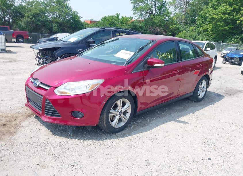 Photo 2 of 2013 Ford Focus SE (VIN 1FADP3F27DL350923)