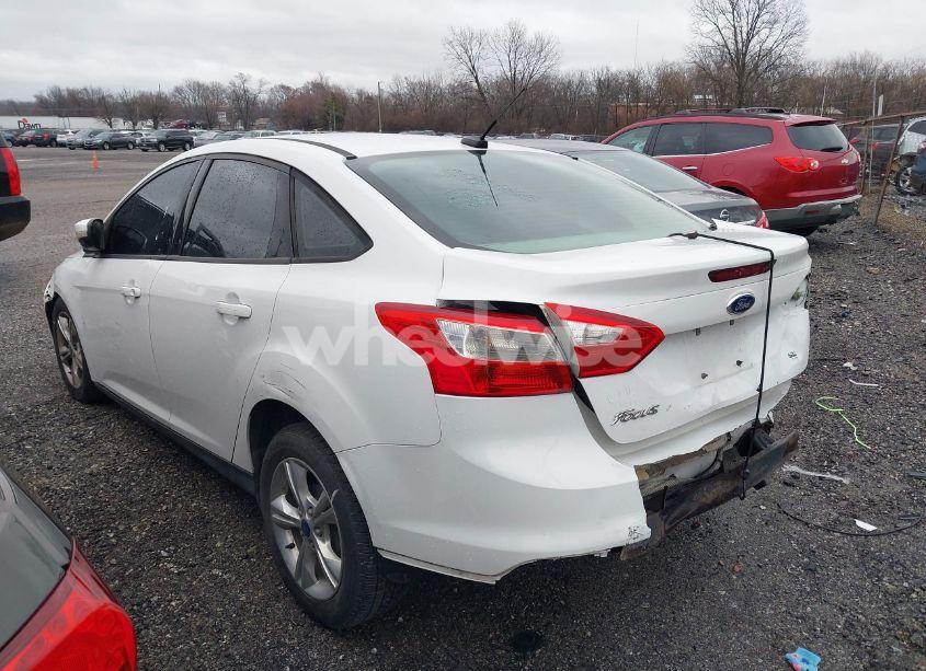 Photo 3 of 2013 Ford Focus SE (VIN 1FADP3F27DL376468)