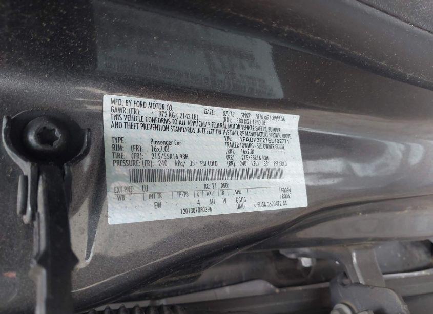 Photo 9 of 2014 Ford Focus SE (VIN 1FADP3F27EL102771)