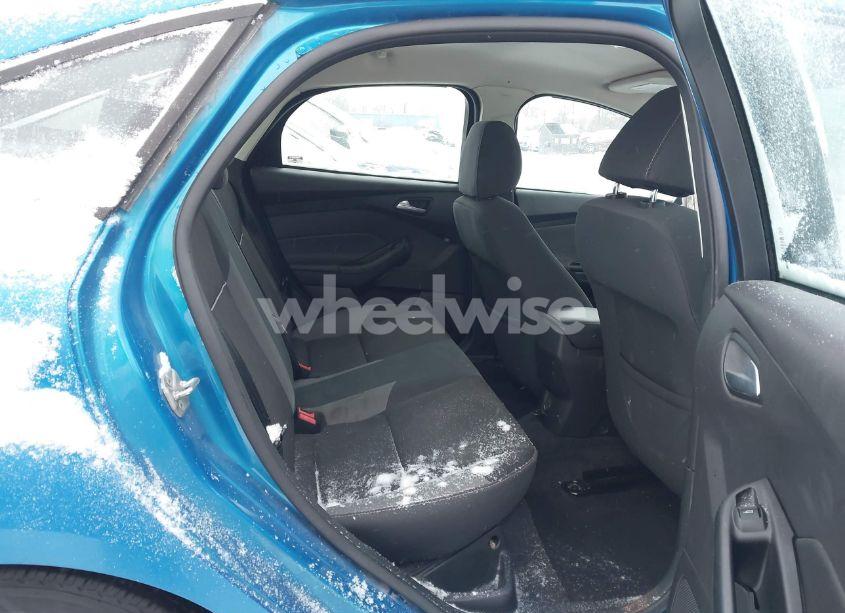 Photo 8 of 2014 Ford Focus SE (VIN 1FADP3F27EL107307)