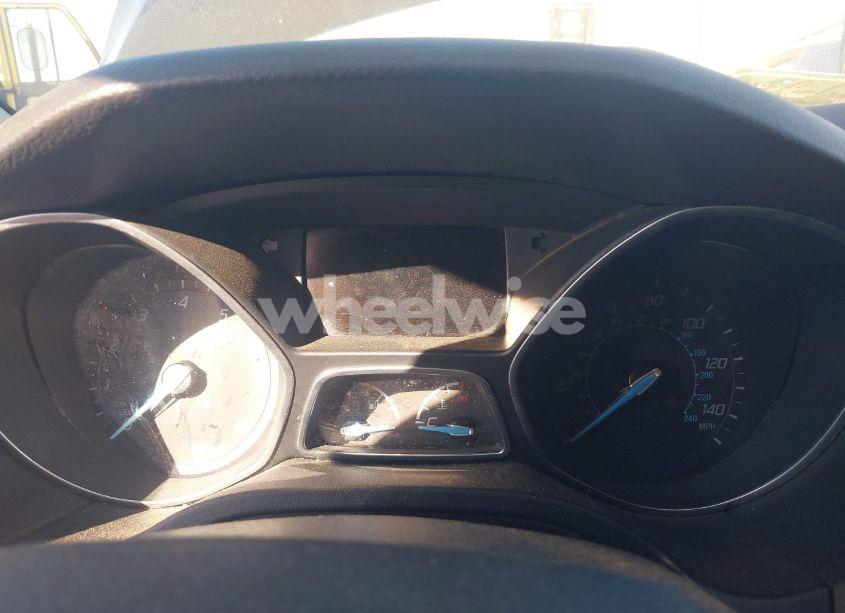 Photo 7 of 2014 Ford Focus SE (VIN 1FADP3F27EL111583)