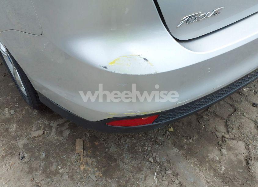 Photo 6 of 2014 Ford Focus SE (VIN 1FADP3F27EL154093)