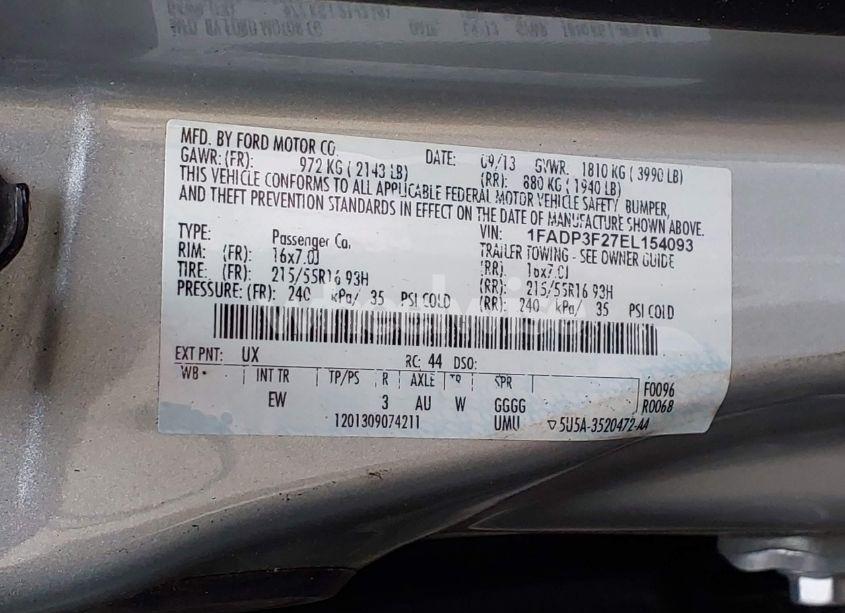 Photo 9 of 2014 Ford Focus SE (VIN 1FADP3F27EL154093)