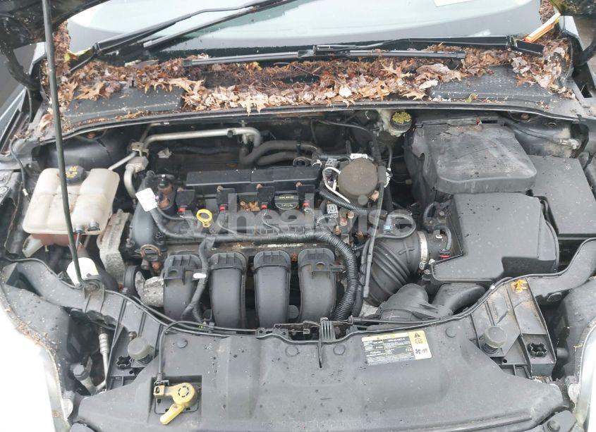 Photo 10 of 2014 Ford Focus SE (VIN 1FADP3F27EL173999)