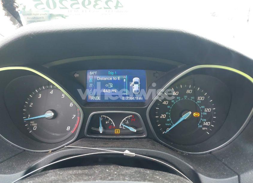 Photo 7 of 2014 Ford Focus SE (VIN 1FADP3F27EL173999)