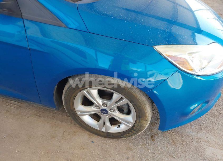 Photo 12 of 2014 Ford Focus SE (VIN 1FADP3F27EL219251)