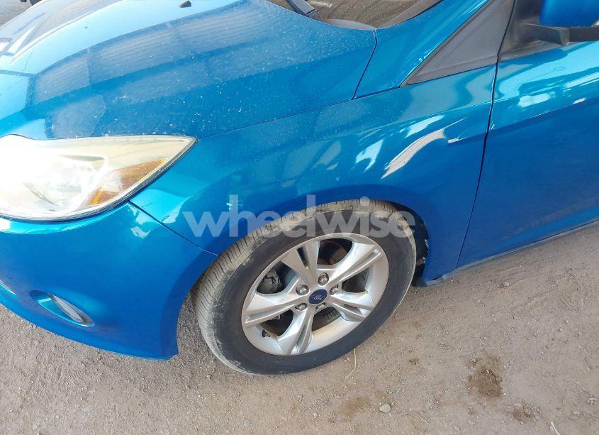 Photo 6 of 2014 Ford Focus SE (VIN 1FADP3F27EL219251)