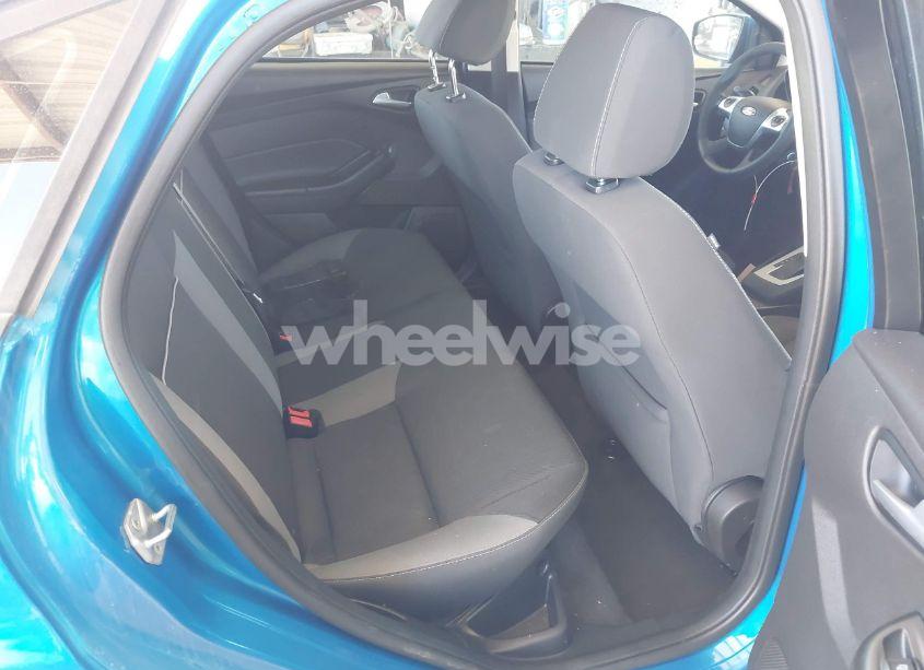 Photo 8 of 2014 Ford Focus SE (VIN 1FADP3F27EL219251)