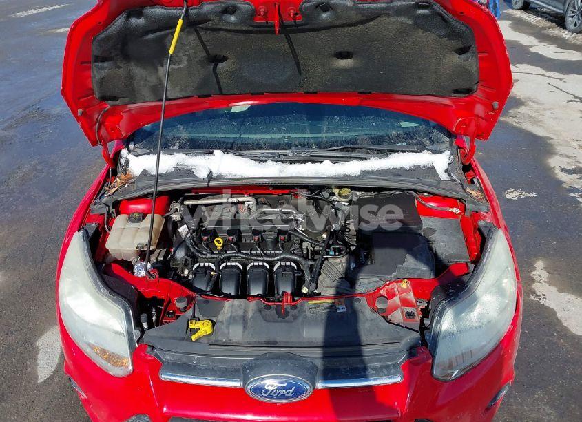 Photo 10 of 2014 Ford Focus SE (VIN 1FADP3F27EL222697)