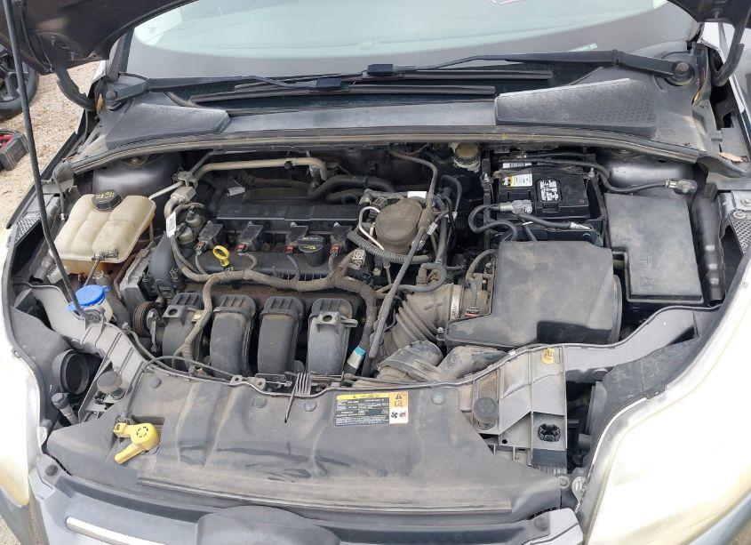 Photo 10 of 2014 Ford Focus SE (VIN 1FADP3F27EL236289)