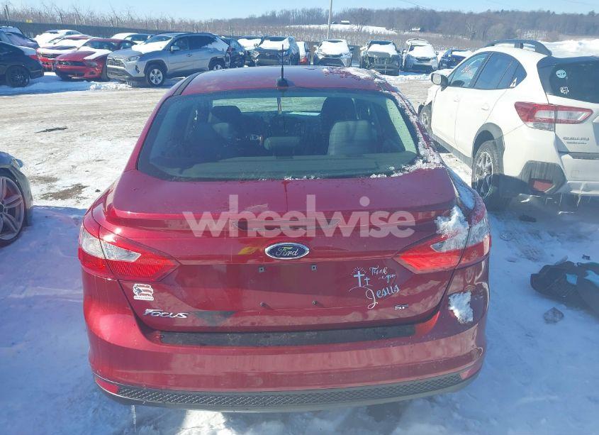 Photo 16 of 2014 Ford Focus SE (VIN 1FADP3F27EL240178)