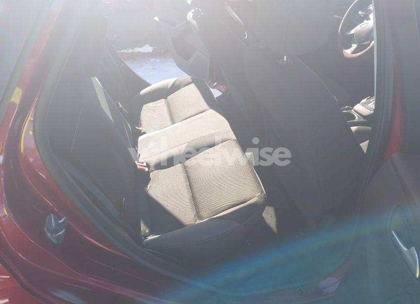 Photo 8 of 2014 Ford Focus SE (VIN 1FADP3F27EL240178)