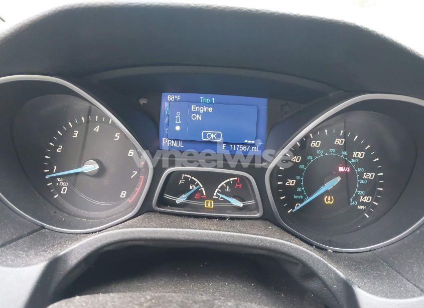 Photo 7 of 2014 Ford Focus SE (VIN 1FADP3F27EL244652)