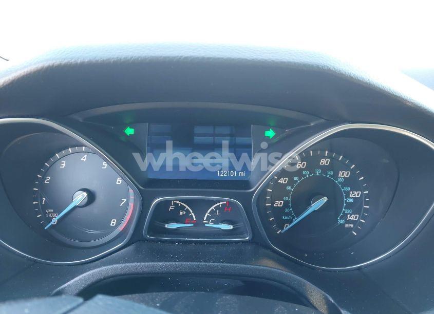 Photo 14 of 2014 Ford Focus SE (VIN 1FADP3F27EL331032)