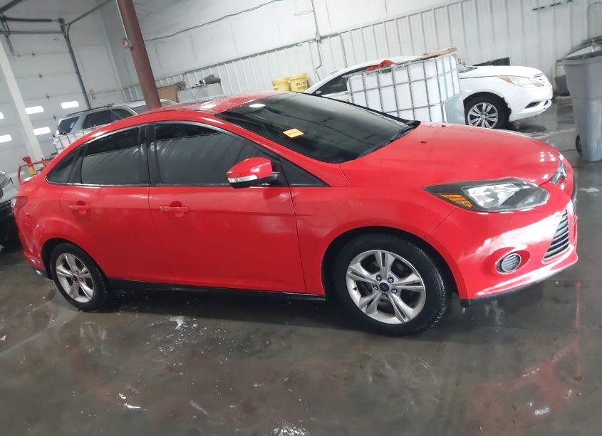 Photo 13 of 2014 Ford Focus SE (VIN 1FADP3F27EL344069)