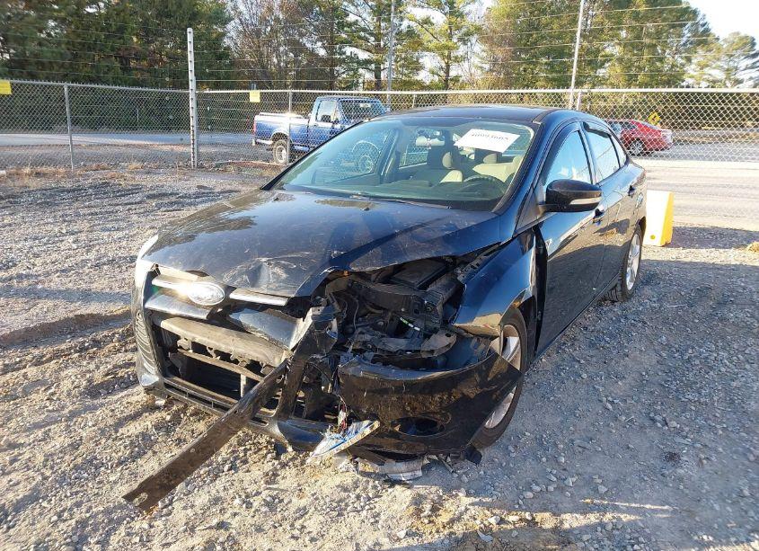 Photo 6 of 2014 Ford Focus SE (VIN 1FADP3F27EL359378)