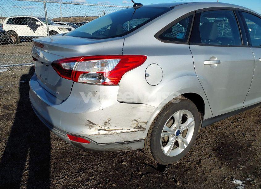 Photo 6 of 2014 Ford Focus SE (VIN 1FADP3F27EL395586)