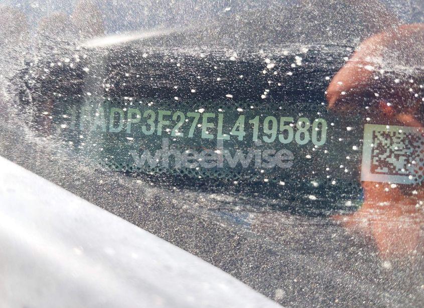 Photo 9 of 2014 Ford Focus SE (VIN 1FADP3F27EL419580)