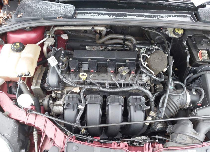 Photo 10 of 2014 Ford Focus SE (VIN 1FADP3F27EL437108)