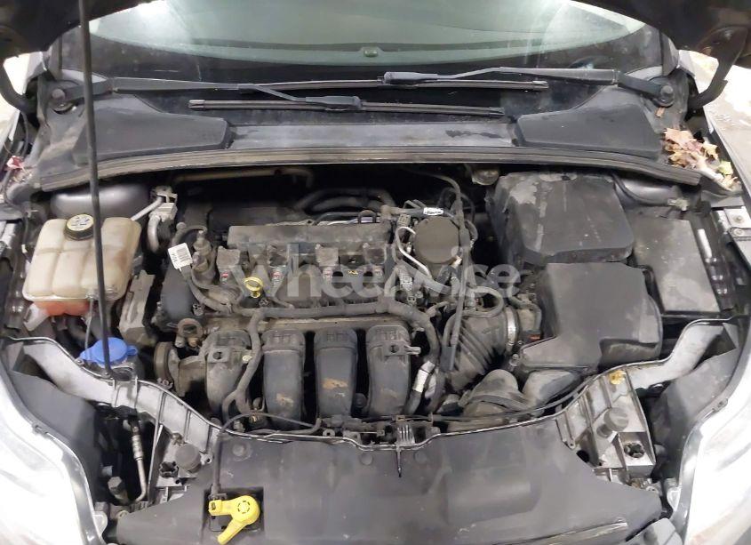 Photo 10 of 2014 Ford Focus SE (VIN 1FADP3F27EL450568)