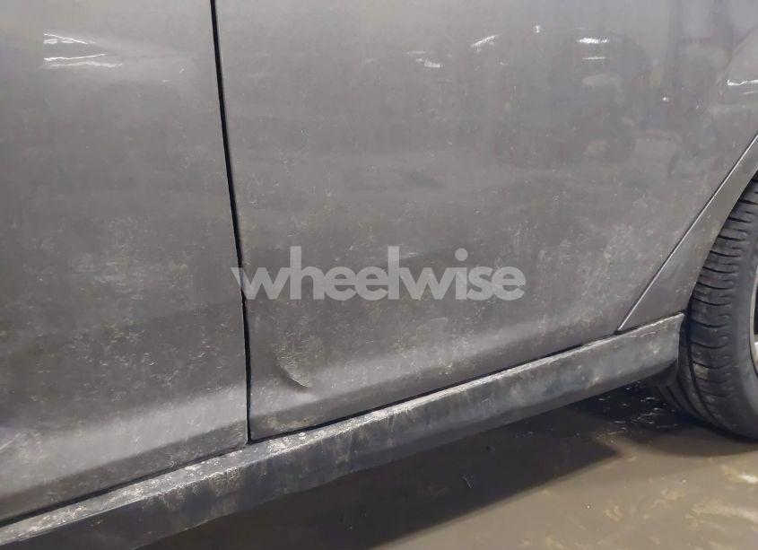 Photo 6 of 2014 Ford Focus SE (VIN 1FADP3F27EL450568)