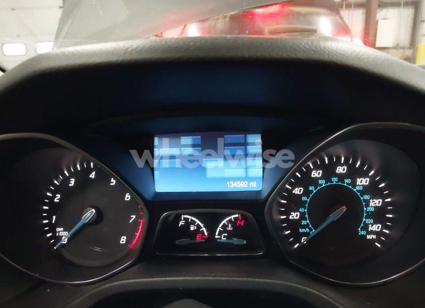 Photo 7 of 2014 Ford Focus SE (VIN 1FADP3F27EL450568)