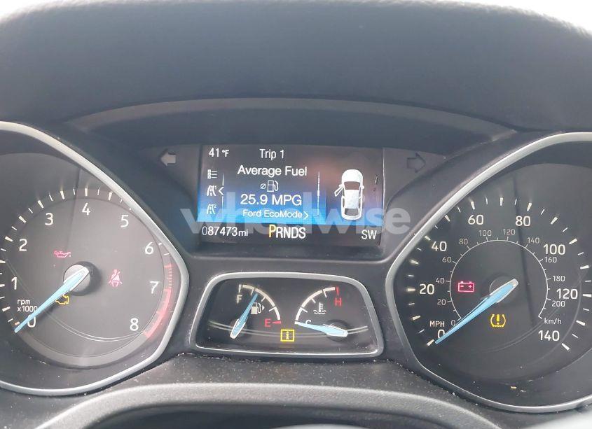 Photo 7 of 2015 Ford Focus SE (VIN 1FADP3F27FL200927)