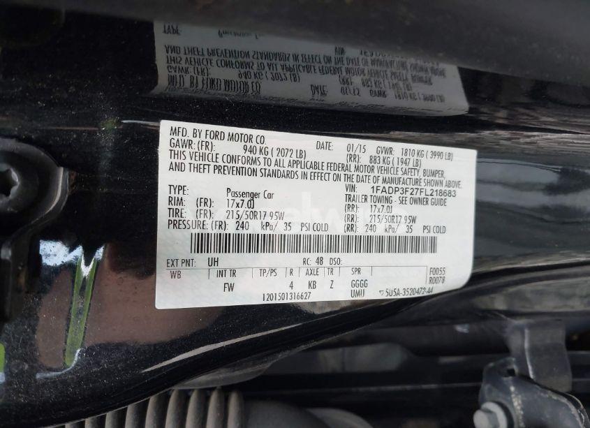 Photo 9 of 2015 Ford Focus SE (VIN 1FADP3F27FL218683)